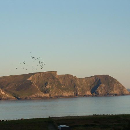 Achill Isle House Bed & Breakfast Keel  Exterior photo