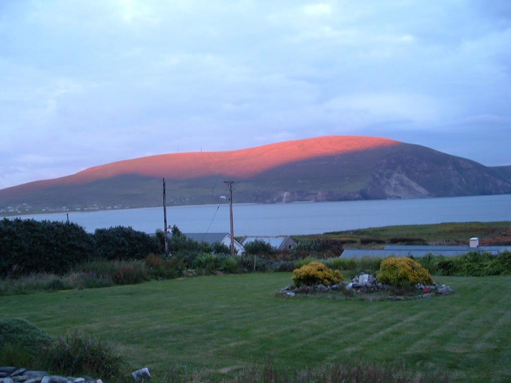 Achill Isle House Bed & Breakfast Keel  Exterior photo